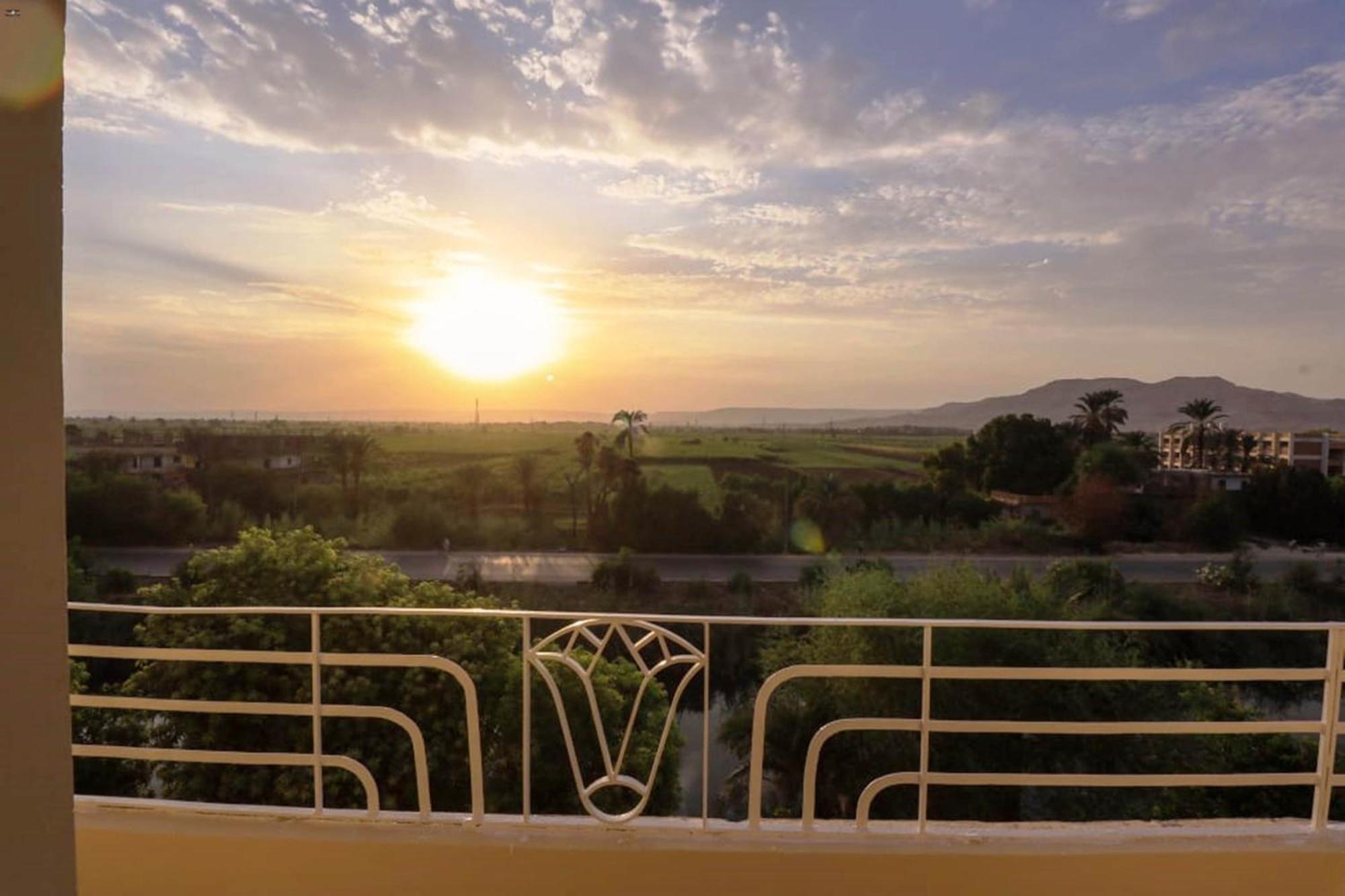 Luxor View Hostel Kültér fotó