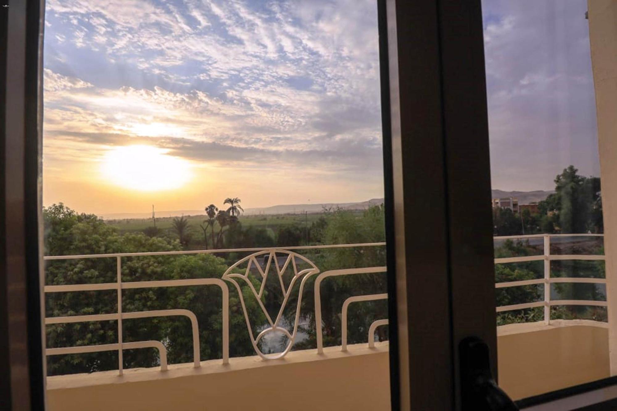 Luxor View Hostel Kültér fotó